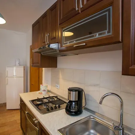 Girasol Apartment Pula
