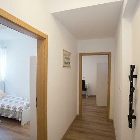 Apartment Girasol