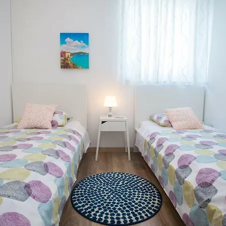 Apartment Girasol